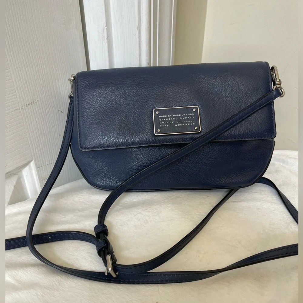 EUC Marc by Marc Jacobs blue leather crossbody bag